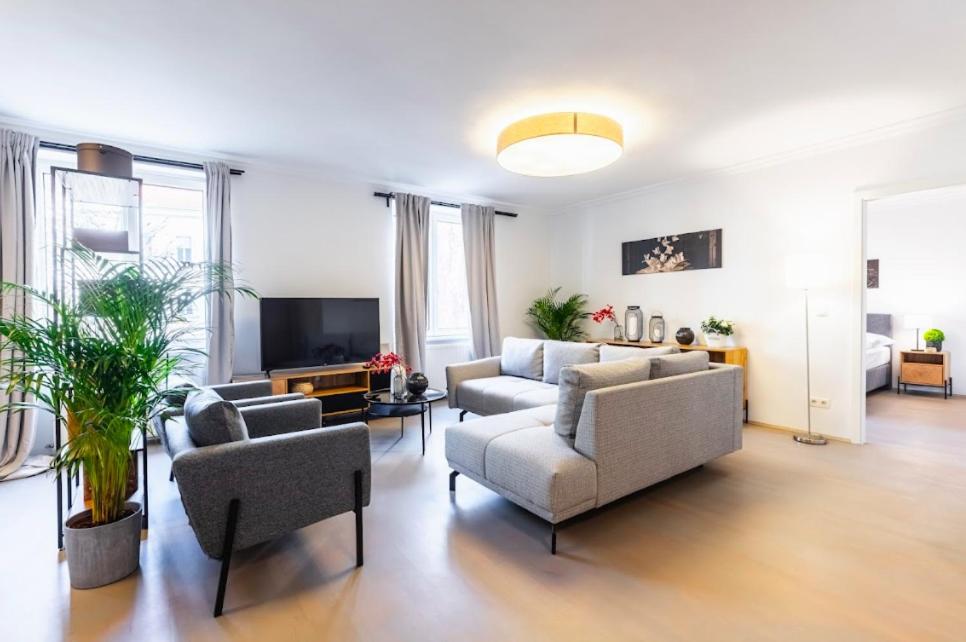 Experience Central Vienna From A Stylish And Modern Apartment Kültér fotó