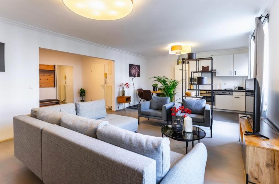 Experience Central Vienna From A Stylish And Modern Apartment Kültér fotó
