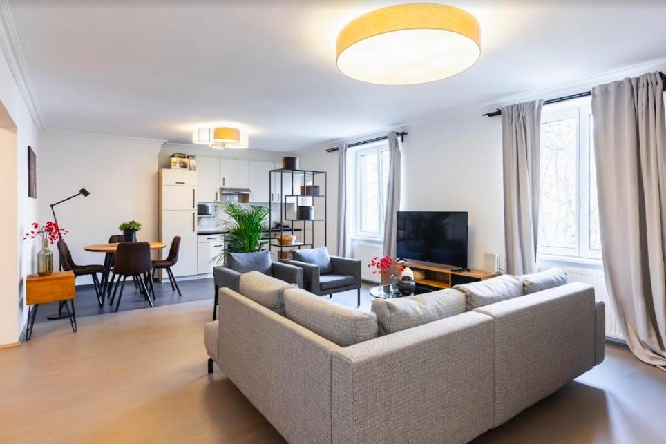 Experience Central Vienna From A Stylish And Modern Apartment Kültér fotó